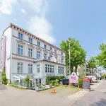 Haus Troja 3*