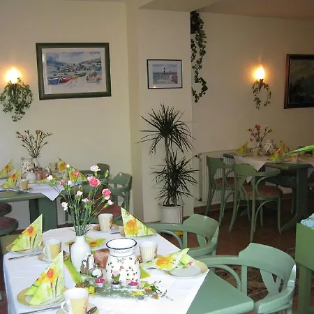 Haus Troja Гостевой дом