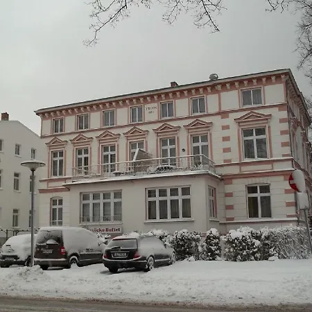 Haus Troja Гостевой дом 3*