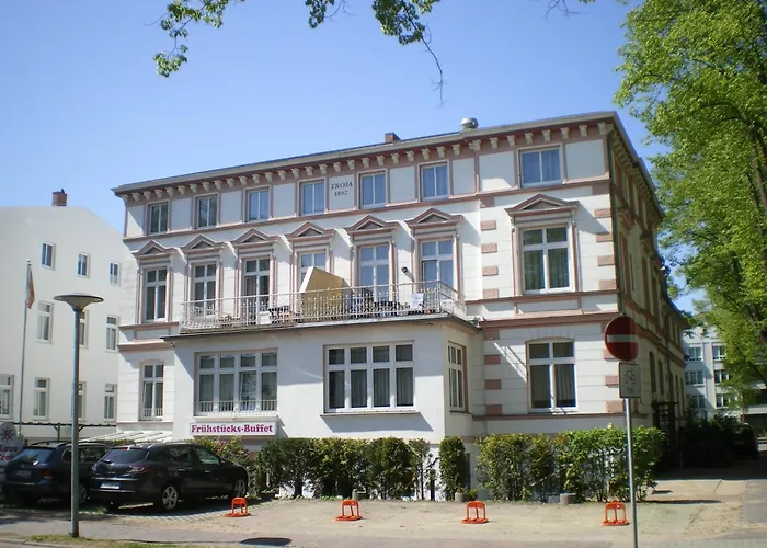 招待所 Haus Troja